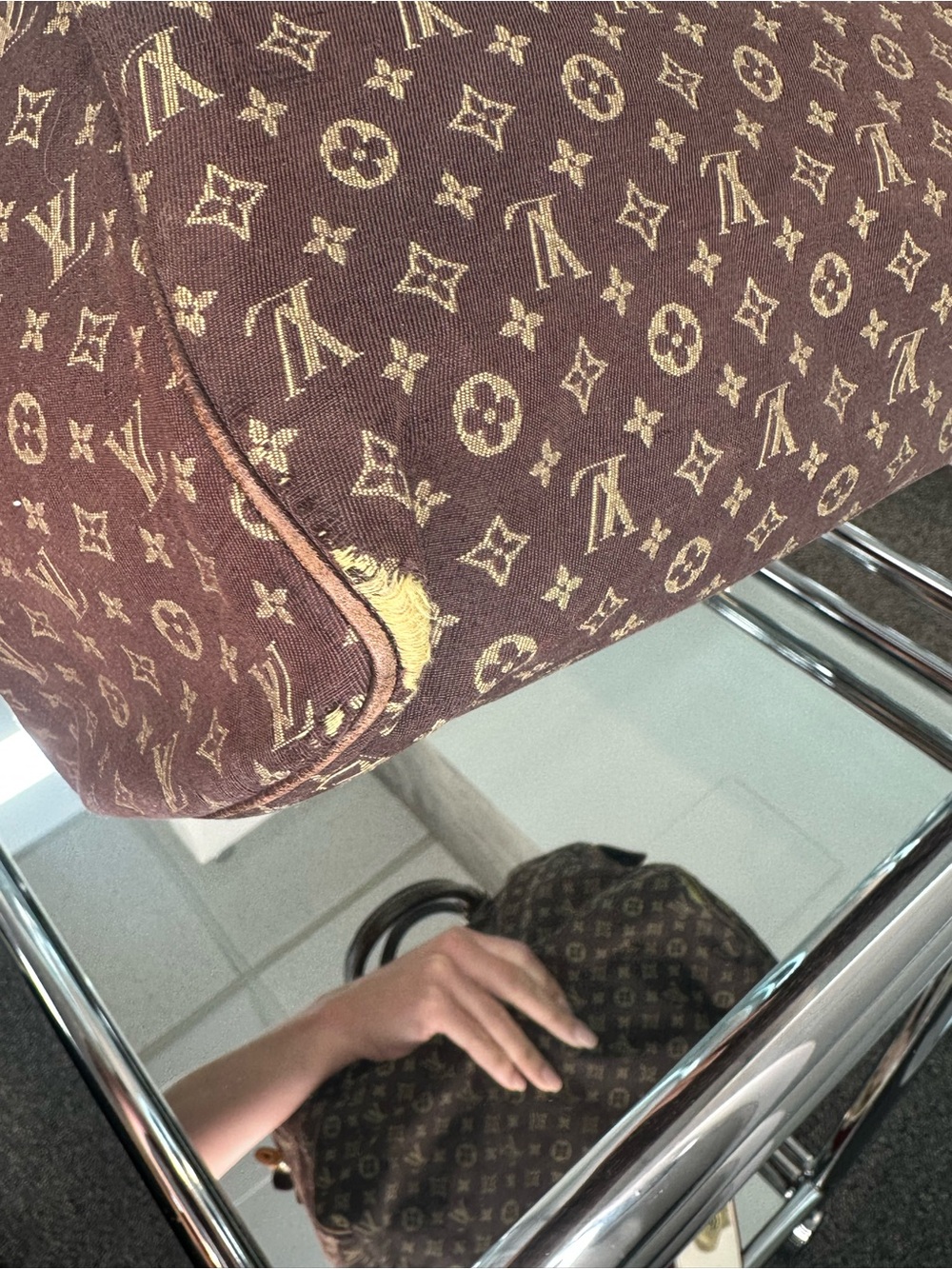 Louis Vuitton Speedy 30 - Picture 5 of 17